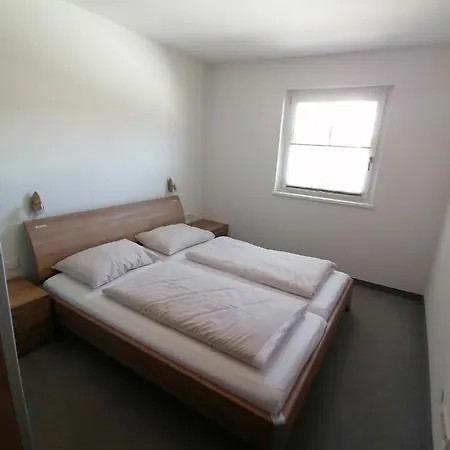 Komfort Serviced By Auhof Apartment *